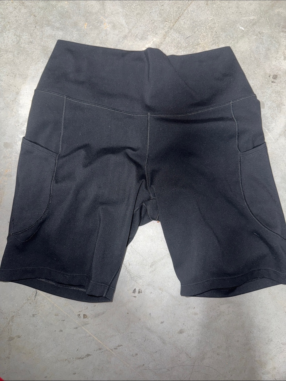 Nike Black High-Rise Athletic Bike Shorts with Side Pockets